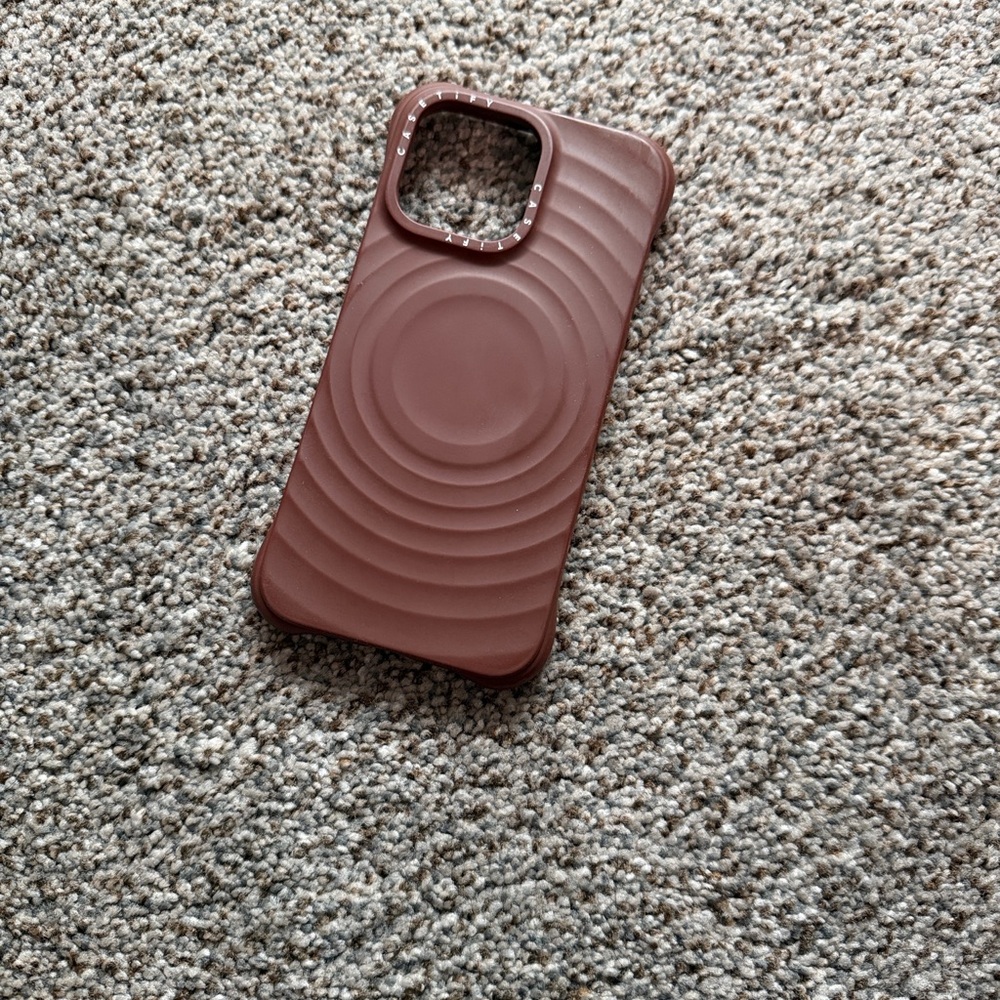 Casetify Riffle Brown Phone Case iPhone 14 Pro Max